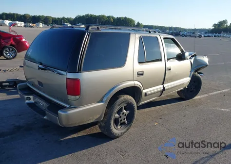 2000 Chevrolet Blazer Ls from USA, damaged, VIN 1GNDT13W3Y2134426